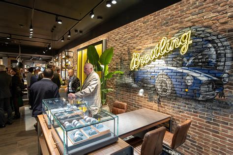 foto's van breitling boutique antwerpen|foto's voor een lage prijs .